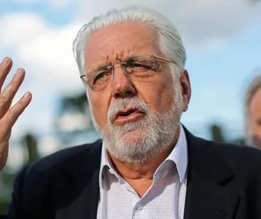 Em meio à disputa entre Coronel e Rui, Wagner defende reeleição - Imagem