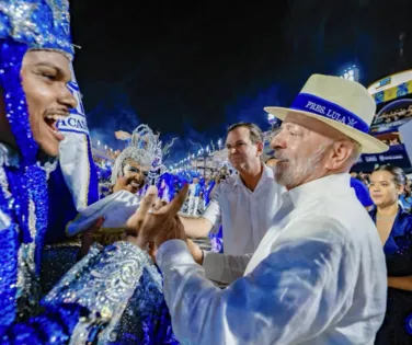 Escola de samba se pronuncia após críticas a desfile em homenagem a Lula - Imagem