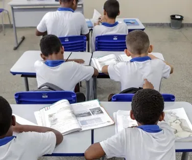 Estudantes de Salvador terão pouco mais de um mês de férias - Imagem