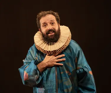 "Eu gosto da língua portuguesa contaminada e impura", diz Gregório Duvivier - Imagem