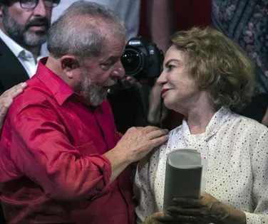 Ex-atriz da Globo viverá esposa falecida de Lula durante Carnaval 2026 - Imagem