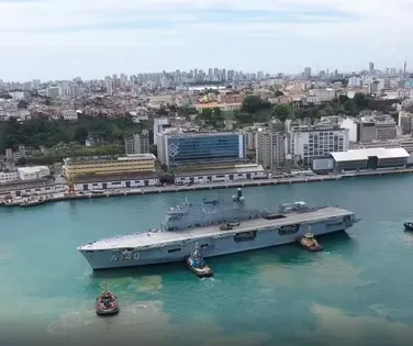 Gratuito! Maior navio de guerra da América Latina chega a Salvador - Imagem