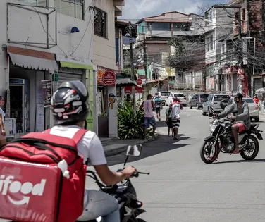 iFood libera bônus de até R$ 3 mil para entregadores em dezembro; saiba como ganhar - Imagem