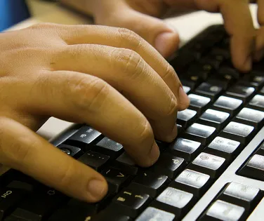 Internauta é condenado por ofensas a nordestinos em rede social - Imagem