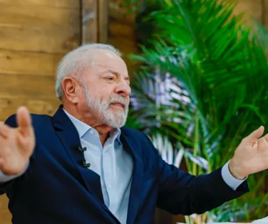 Lula compara Bolsonaro a ‘cachorro louco’ e defende prisão do opositor - Imagem