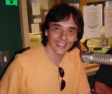 Morre Ricardo Schnetzer, dublador de Tom Cruise e Al Pacino no Brasil - Imagem