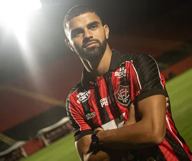 Novo reforço do Vitória é regularizado e fica apto para estrear - Imagem