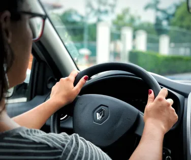 Por que motoristas são multados em estacionamentos de shoppings - Imagem