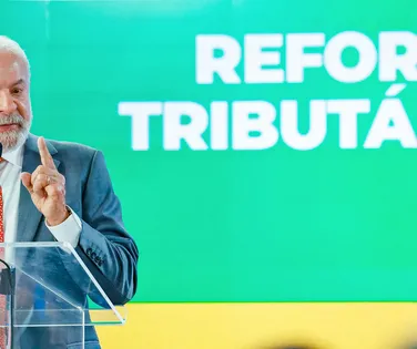 Reforma tributária: Lula barra imposto menor e mantém taxa de 6% para SAFs - Imagem