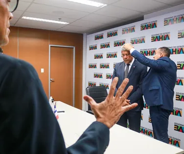 Visita de pastores a Jerônimo alimenta rumor de racha do Republicanos com a oposição - Imagem