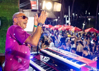 Banda de rock promove tributo a Raul Seixas no Furdunço; veja detalhes - Imagem