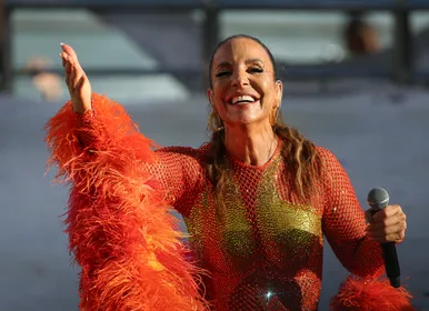 Observatório A TARDE foi parada obrigatória dos trios no Carnaval de 2025 - Imagem