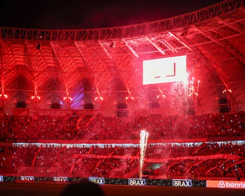 Clube da Série A tem interesse em dupla que atuou por Bahia e Vitória - Imagem