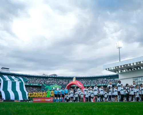 Coritiba recusa ofertas de R$ 47 milhões por atleta sondado pelo Bahia - Imagem