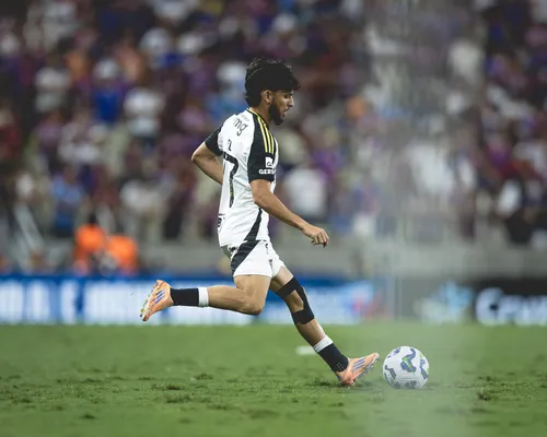 Ex-atacante do Bahia procura novo time após fracassar em retorno ao Brasil - Imagem