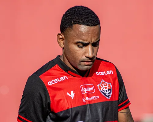 Herói do acesso do Vitória em 2022, Dionísio é anunciado pelo Ypiranga - Imagem
