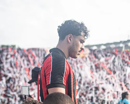 Não fica! Lucas Halter deixa o Vitória e vai jogar na MLS - Imagem