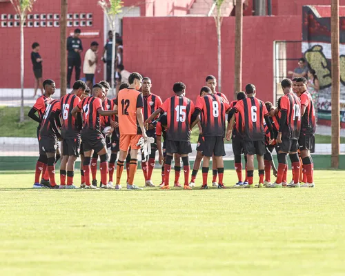 Pedreira! Vitória enfrenta Palmeiras na Copinha - Imagem