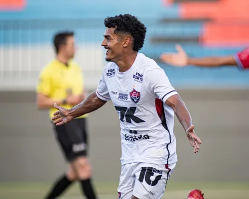 “Estamos prontos” diz atacante do Vitória depois de gol e assistência - Imagem
