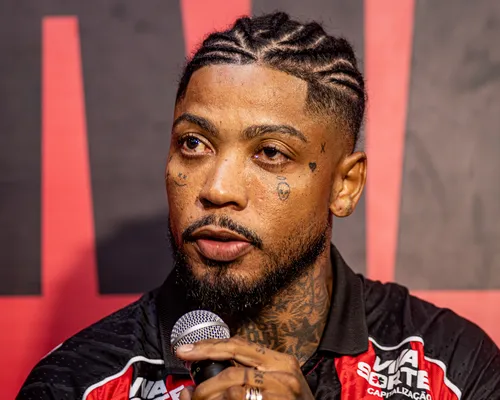 Marinho revela ter assinado streaming para assistir Vitória na Série C - Imagem