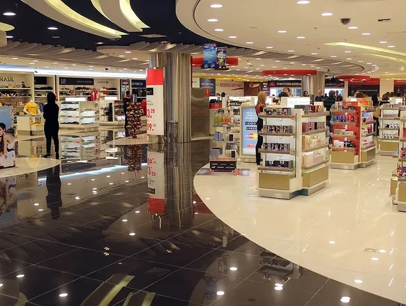 Adeus, Paraguai: brasileiros descobrem novo paraíso de compras no Sul - Imagem