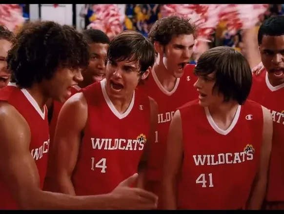 Astro de High School Musical é preso por pornografia infantil - Imagem