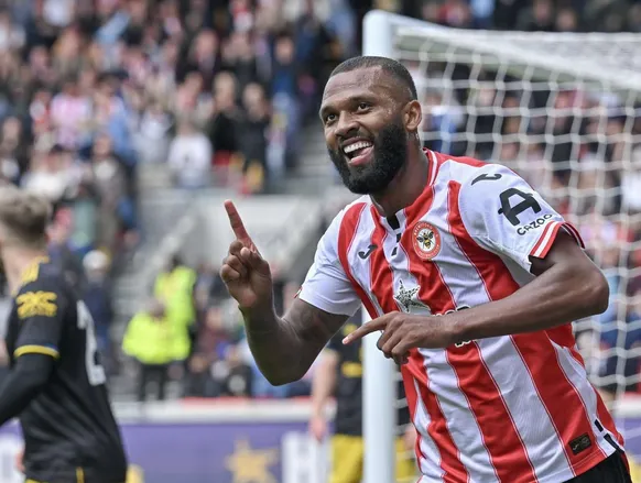 Brasileiro supera Haaland e é eleito melhor jogador da Premier League - Imagem