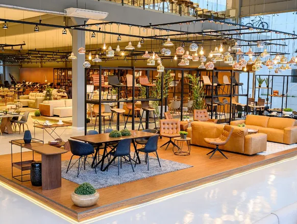 Gigante da decoração anuncia fechamento de dezenas de lojas - Imagem