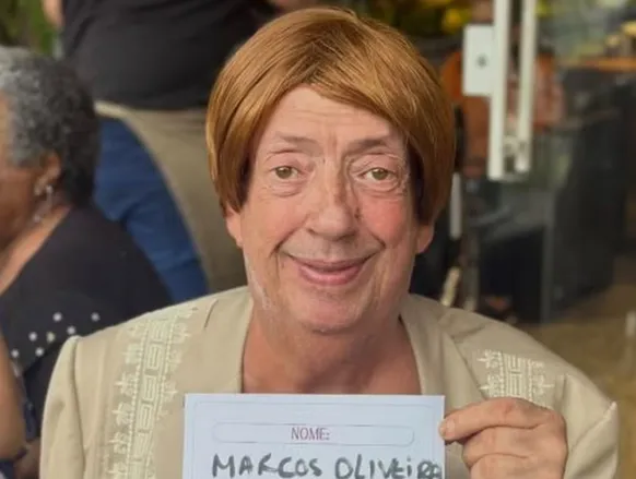 Marcos Oliveira, o ‘Beiçola’ se emociona ao voltar a trabalhar - Imagem