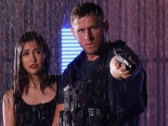 O filme de ação curto e viciante que alcançou TOP 1 na Netflix - Imagem