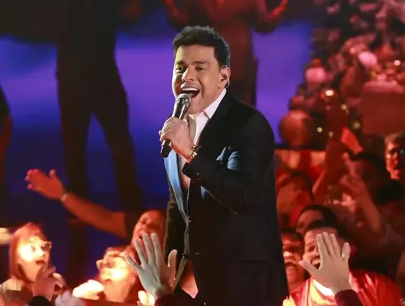 Zezé Di Camargo pede desculpas após polêmica com SBT - Imagem