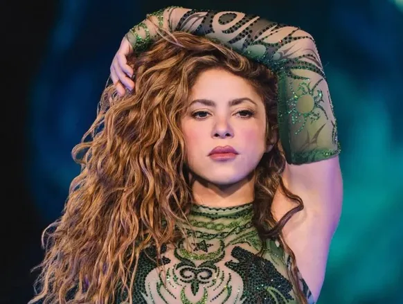 Apenas R$ 5: relembre quando Shakira fez show barato no Brasil - Imagem