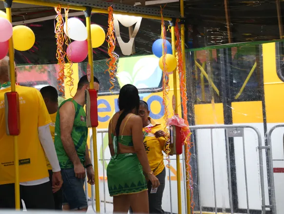 Como chegar e sair dos circuitos no Carnaval de Salvador? - Imagem