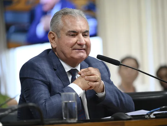 Coronel no União Brasil? Senador aparece com novos aliados após romper com governo - Imagem