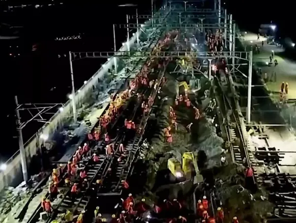 Funcionários concluem ligação ferroviária em apenas 9h; entenda - Imagem