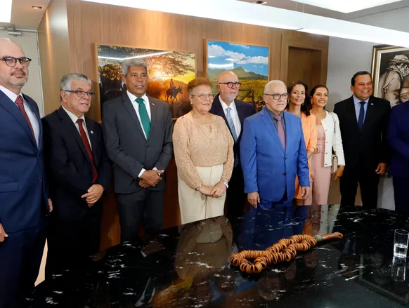 Josias Gomes toma posse como conselheiro do TCE - Imagem