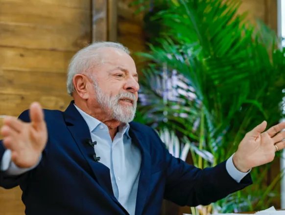 Lula compara Bolsonaro a ‘cachorro louco’ e defende prisão do opositor - Imagem