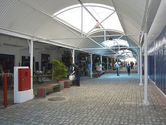 Mistério: mulher é executada próximo Mercado Municipal na RMS - Imagem