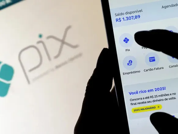 Sem pix? Nubank e outros bancos vão suspender serviços no carnaval - Imagem