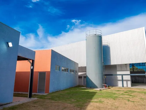 Teixeira de Freitas inaugura nova escola municipal - Imagem