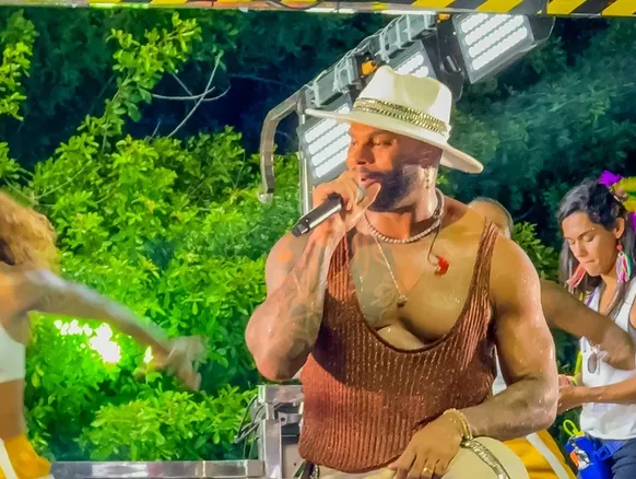 Tony Salles cancela desfile no Campo Grande após problema em trio elétrico - Imagem