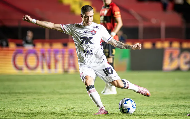 Aitor Cantalapiedra alcança marcas importantes com Jair Ventura; veja - Imagem