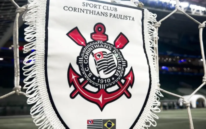 Após 12 anos na Europa, ex-Vitória é anunciado pelo Corinthians - Imagem
