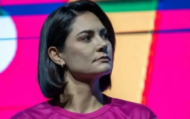 Após prisão de Bolsonaro, irmão de Michelle pede exoneração a Tarcísio - Imagem