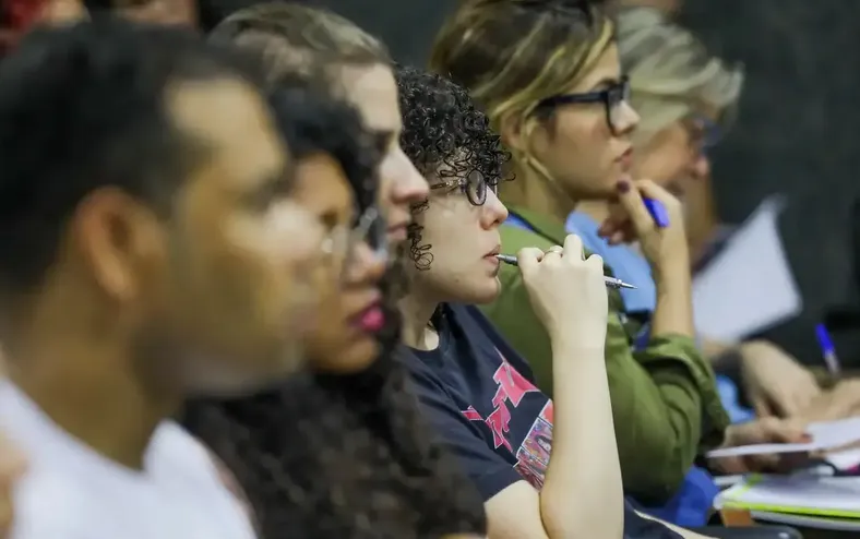 Candidatos do CNU alegam demora no preenchimento de vagas - Imagem