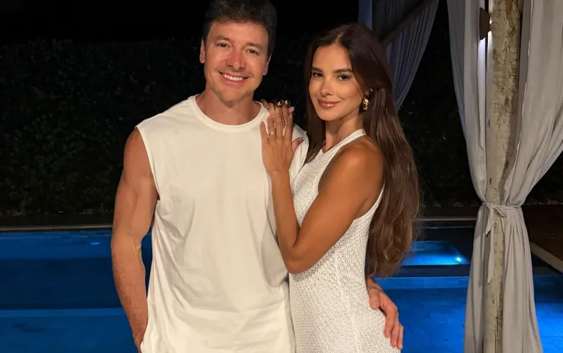 Esposa de Rodrigo Faro posa com filhas e semelhança impacta: "Irmãs" - Imagem