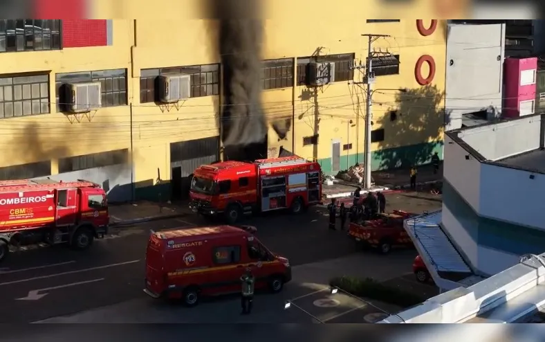 Explosão em supermercado deixa feridos em estado grave - Imagem