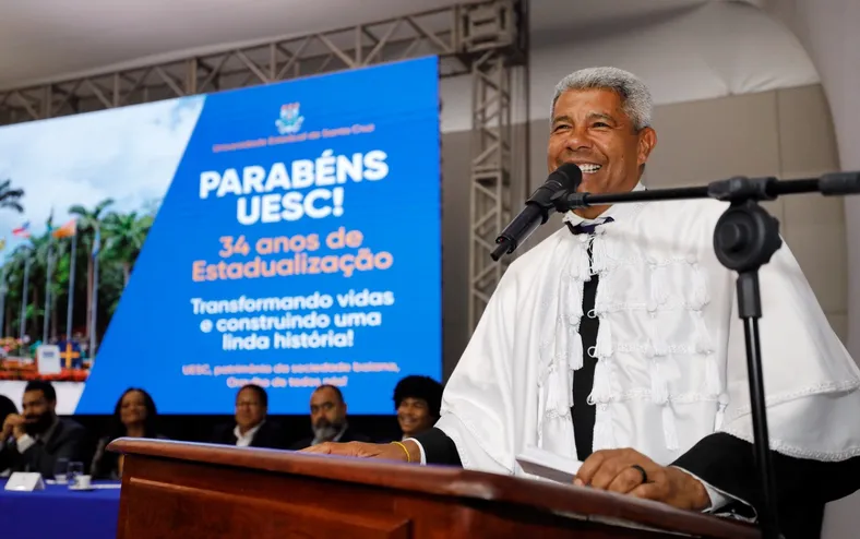 Jerônimo recebe título inédito para um governador em exercício - Imagem