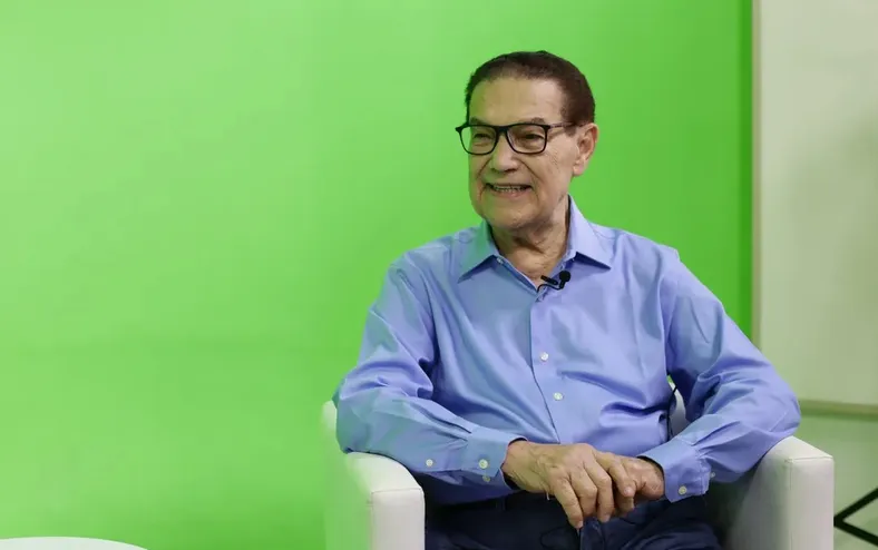 No Feliz Ano Novo tem os baianos como Divaldo Franco que brilham lá - Imagem