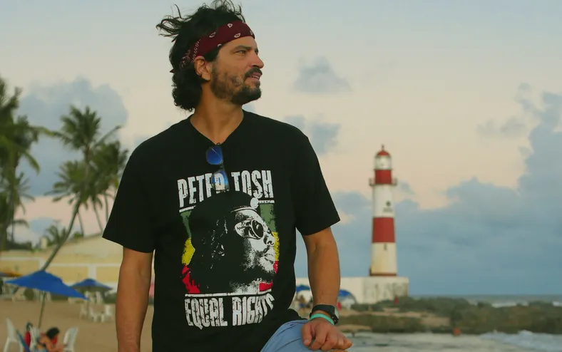 Rafael Pondé leva o reggae à MPB em show no verão da Bahia - Imagem